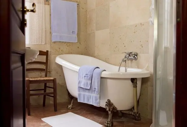 Standard Büyük Yataklı Tek Kişilik Oda