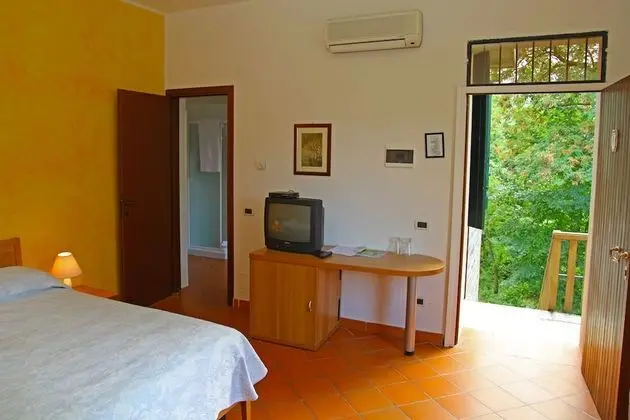 Comfort Üç Kişilik Oda, Park Manzaralı
