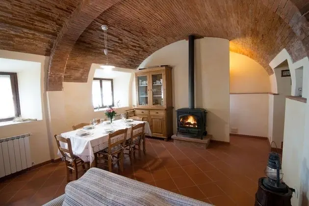 Traditional Apart Daire