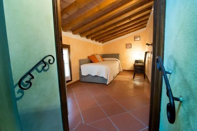 Traditional Apart Daire