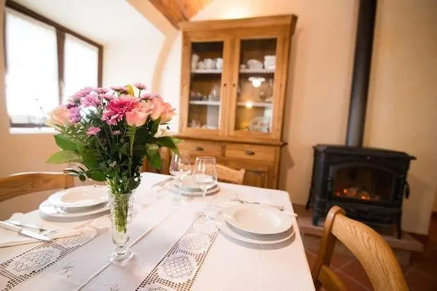 Traditional Apart Daire