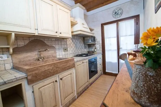 Traditional Apart Daire