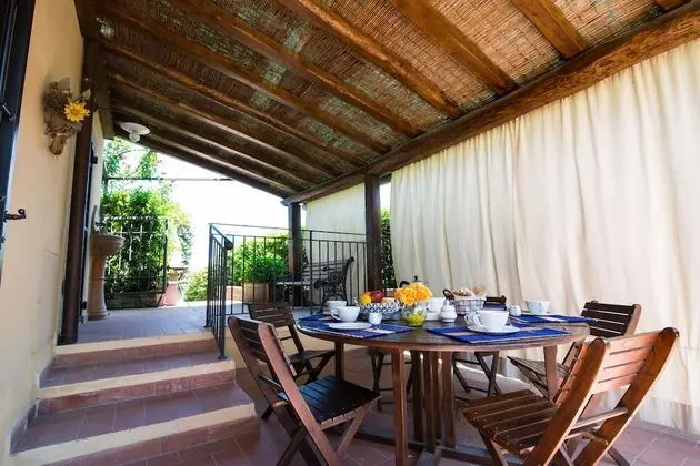 Traditional Apart Daire