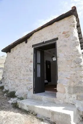 İki Ayrı Yataklı Oda (Lepre - External Shower)