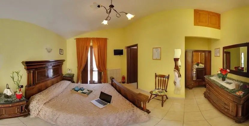 Tek Büyük veya İki Ayrı Yataklı Oda