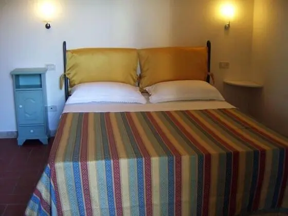 Standard Tek Büyük Yataklı Oda, Bahçe Manzaralı