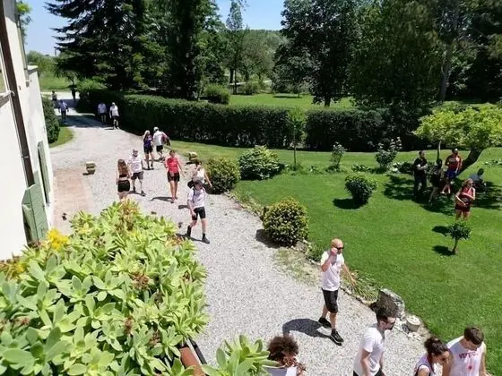 Classic Tek Büyük Yataklı Oda, Veranda, Bahçe Manzaralı