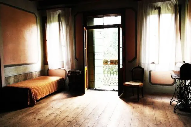 Üç Kişilik Oda, Veranda, Bahçe Manzaralı