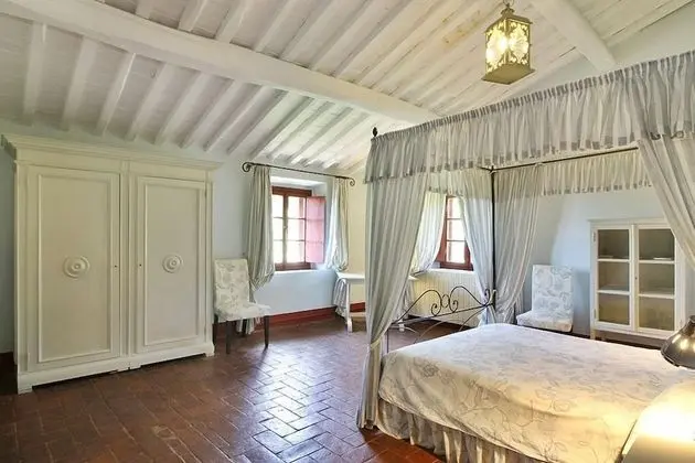 Apart Daire, 5 Yatak Odası