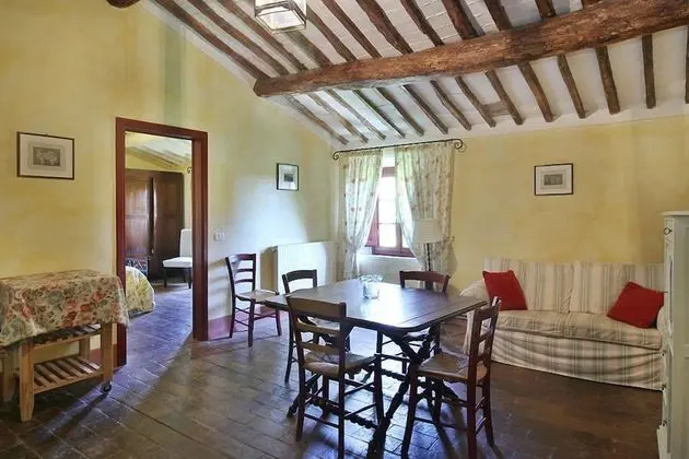 Apart Daire, 5 Yatak Odası