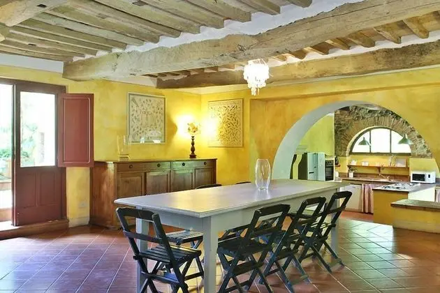 Apart Daire, 5 Yatak Odası