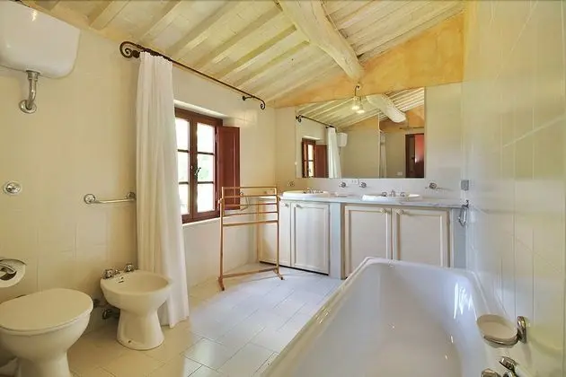 Apart Daire, 5 Yatak Odası