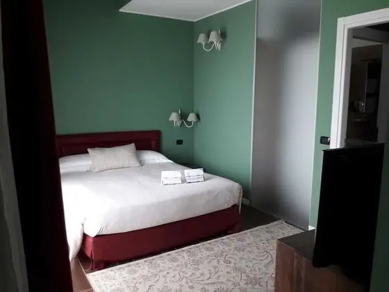 Üç Kişilik Oda, Balkon