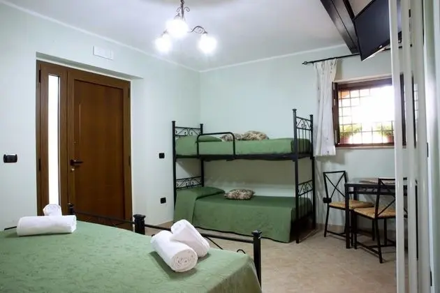 Üç Kişilik Oda, Engellilere Uygun, Bahçe Manzaralı