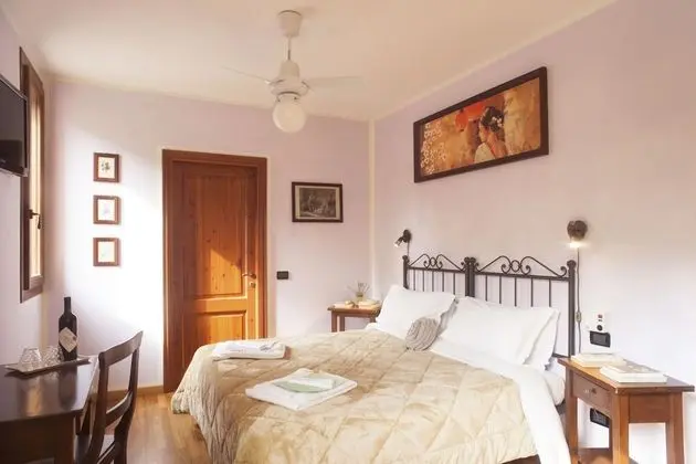 Tek Büyük veya İki Ayrı Yataklı Oda