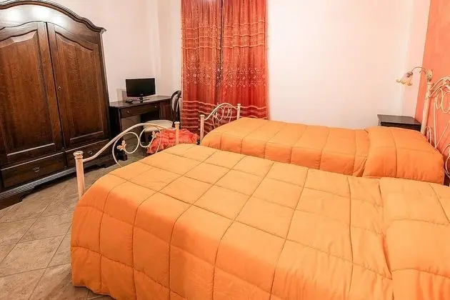 Standard Tek Büyük veya İki Ayrı Yataklı Oda, Tepe Manzaralı