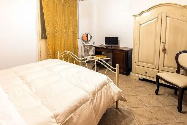 Standard Tek Büyük veya İki Ayrı Yataklı Oda, Tepe Manzaralı