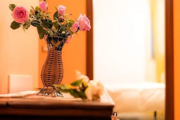 Standard Üç Kişilik Oda, Tepe Manzaralı