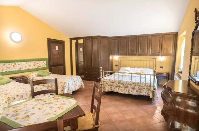 Family Dört Kişilik Oda, 1 Yatak Odası, Özel Banyo, Bahçe Manzaralı (La Ginestra)