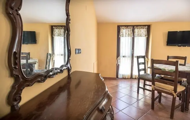 Family Dört Kişilik Oda, 1 Yatak Odası, Özel Banyo, Bahçe Manzaralı (La Ginestra)