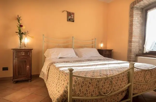 Luxury Üç Kişilik Oda, 1 Yatak Odası, Özel Banyo, Bahçe Manzaralı (Il Giglio)