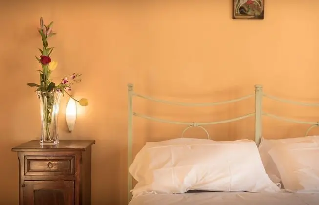 Luxury Üç Kişilik Oda, 1 Yatak Odası, Özel Banyo, Bahçe Manzaralı (Il Giglio)