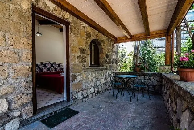 Dört Kişilik Oda, Deniz Manzaralı (Camelia)