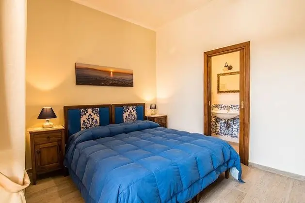 Üç Kişilik Oda, Bahçe Manzaralı (Ortensia)