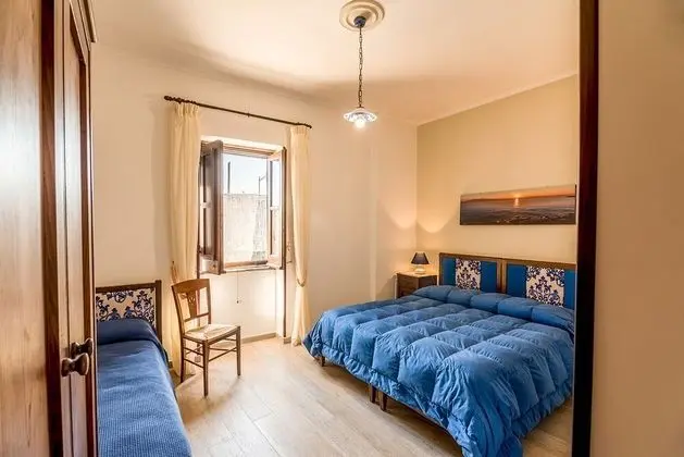 Üç Kişilik Oda, Bahçe Manzaralı (Ortensia)