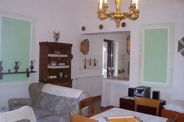 Family Apart Daire, Bahçe Manzaralı