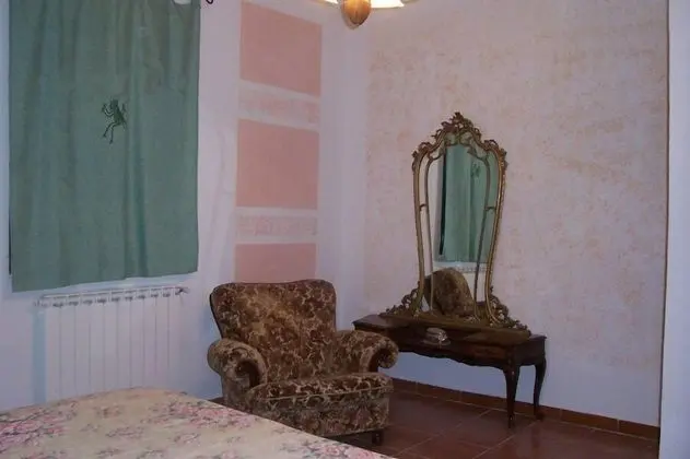 Family Apart Daire, Bahçe Manzaralı