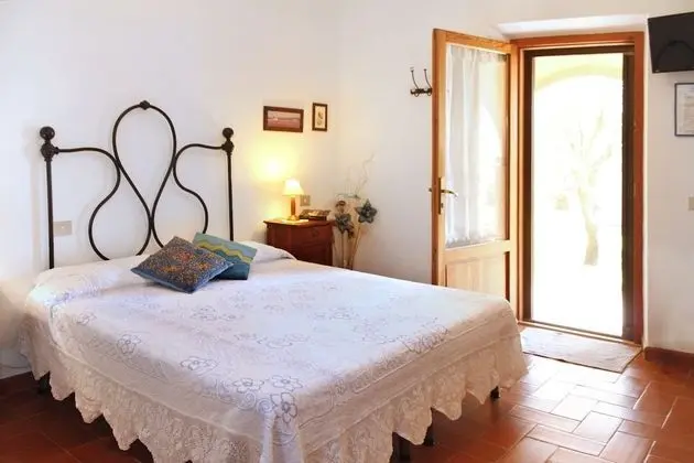 Basic Tek Büyük Yataklı Oda, Avlu Manzaralı