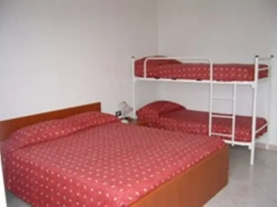 Classic Dört Kişilik Oda