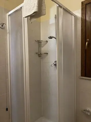 Tek Büyük Yataklı Oda, Küçük Mutfak