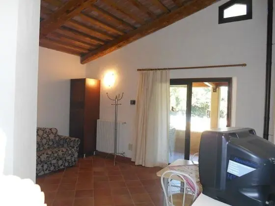 Apart Daire, 1 Büyük (Queen) Boy Yatak ve Çekyat