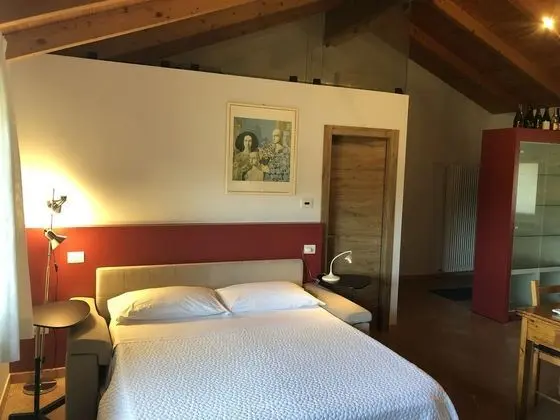 Stüdyo, Bahçe Manzaralı