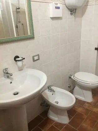 Traditional Apart Daire, Sigara İçilebilir