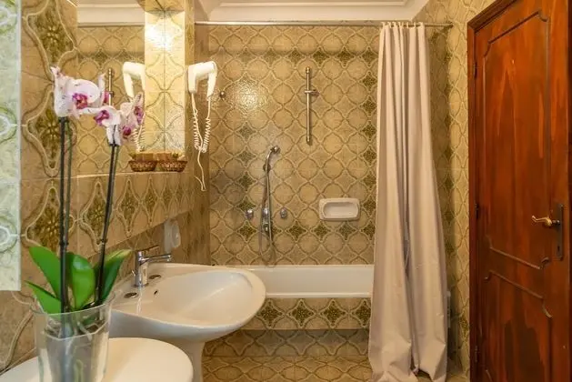 Comfort Dört Kişilik Oda