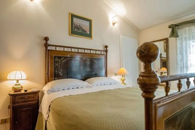 Basic Tek Büyük Yataklı Oda (La Fontana)