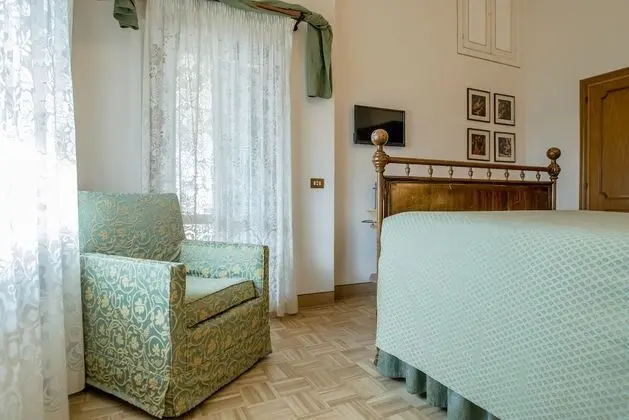 Basic Tek Büyük Yataklı Oda (La Fontana)