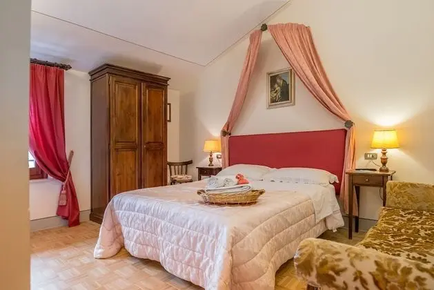 Comfort Tek Büyük Yataklı Oda (Il Rosone)