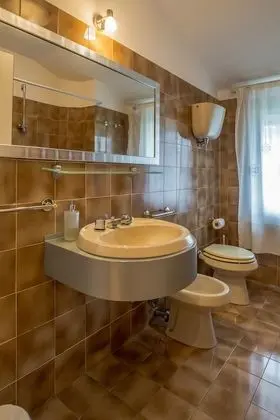 Comfort Tek Büyük Yataklı Oda (Il Rosone)