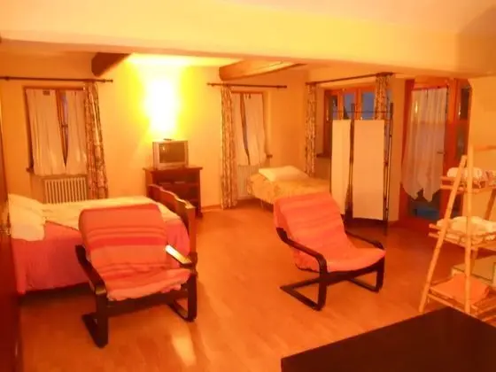 Dört Kişilik Oda