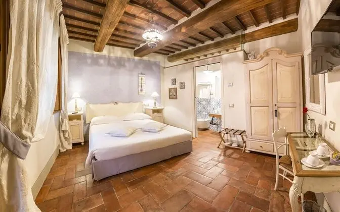 Standard Tek Büyük Yataklı Oda