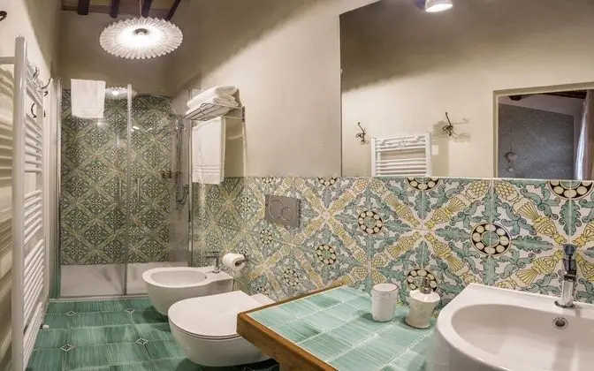 Superior Tek Büyük Yataklı Oda