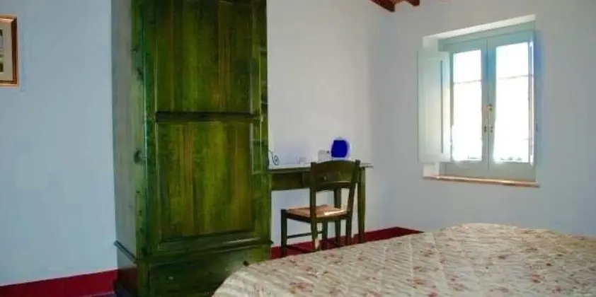 Classic Tek Büyük Yataklı Oda