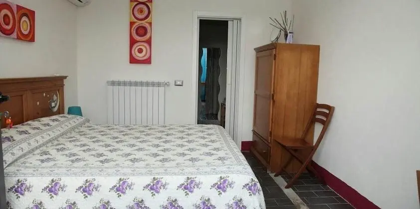 Classic Tek Büyük Yataklı Oda