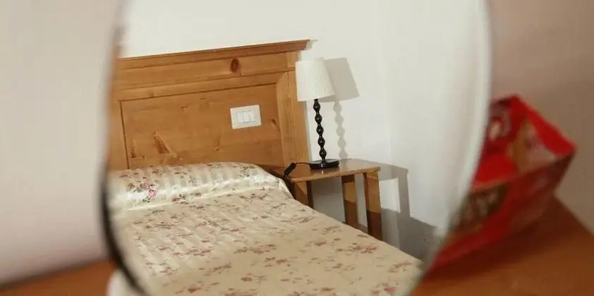 Classic Tek Büyük Yataklı Oda