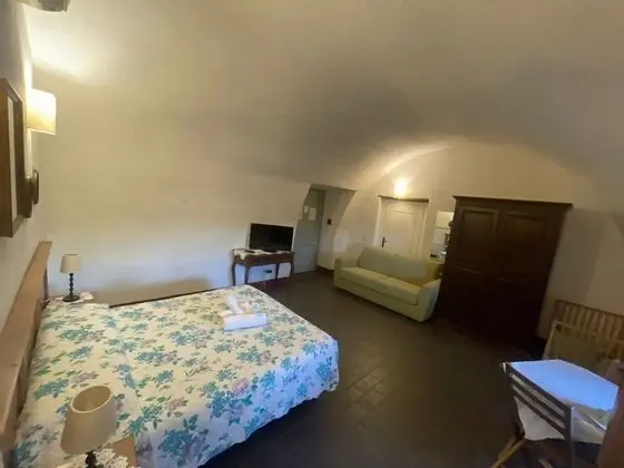 Standard Tek Büyük Yataklı Oda