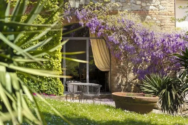 Apart Daire, Birden Çok Yatak, Bahçe Manzaralı